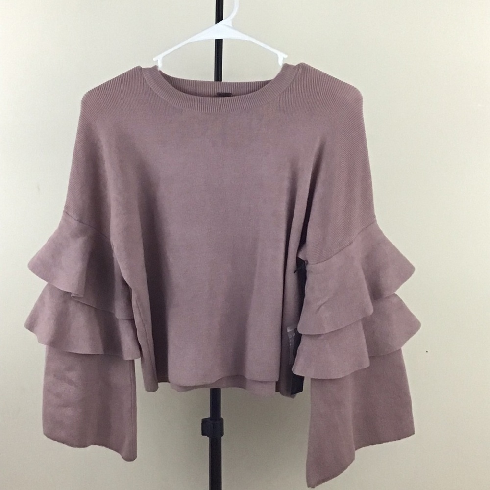 Mauve Ruffle Sleeved Crop Top